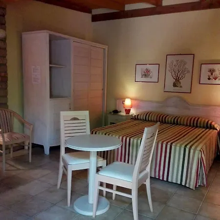 Acquasanta Otel Terracina