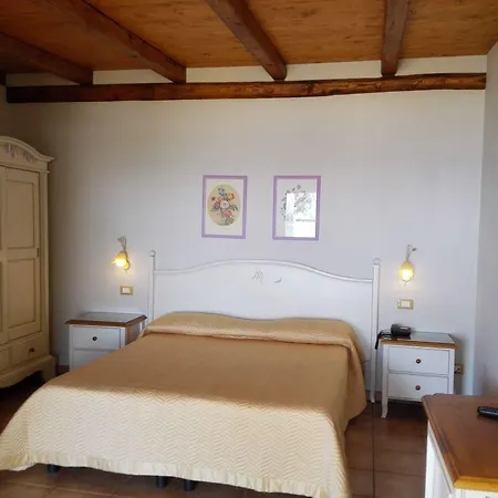 Acquasanta Otel 3*